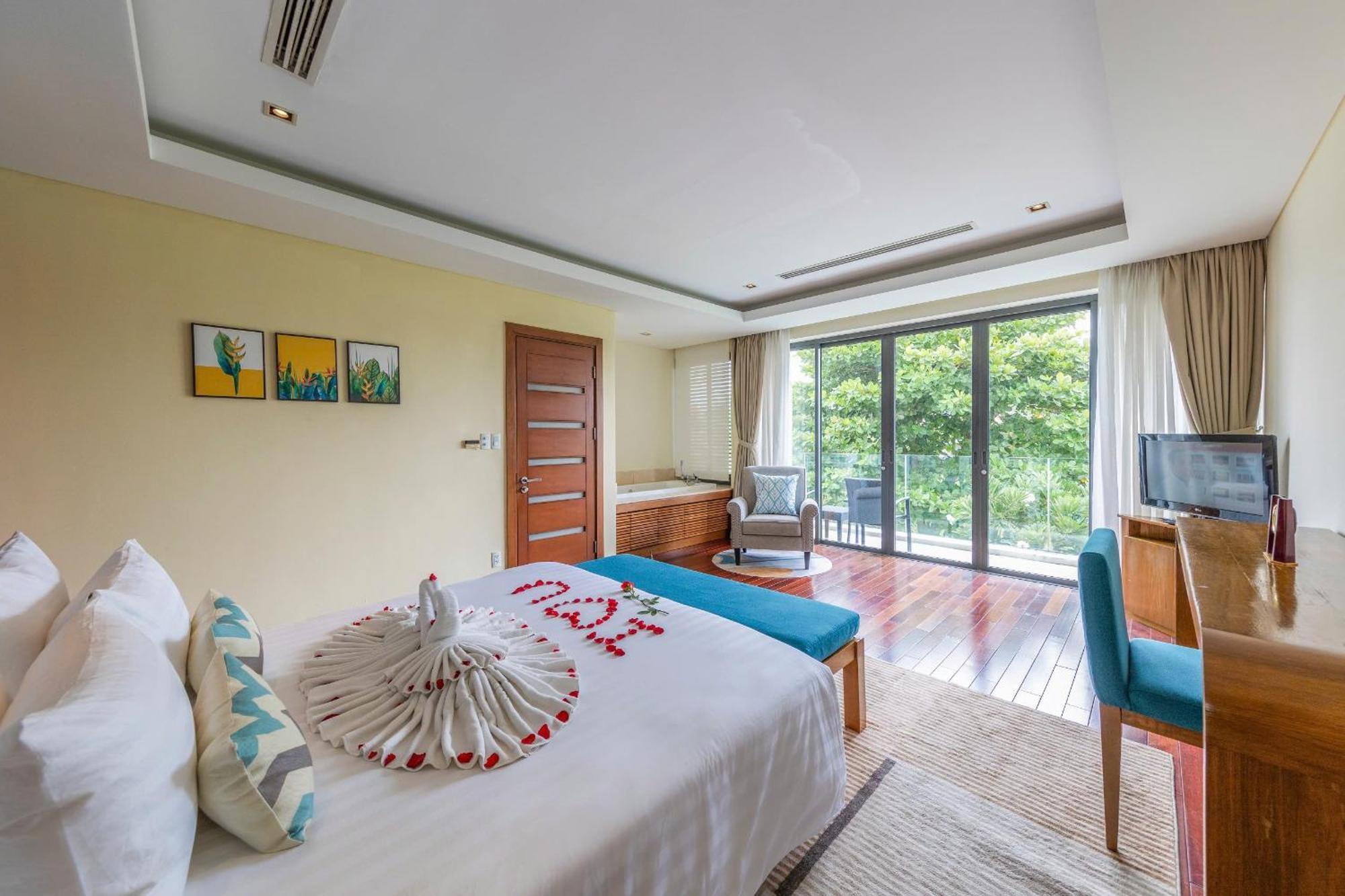 Ocean Villas Danang 4Br Private Pool - Idcwh Exterior photo